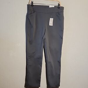 Straight Mid Rise 12 Short Gray Pants CROFT & BARROW